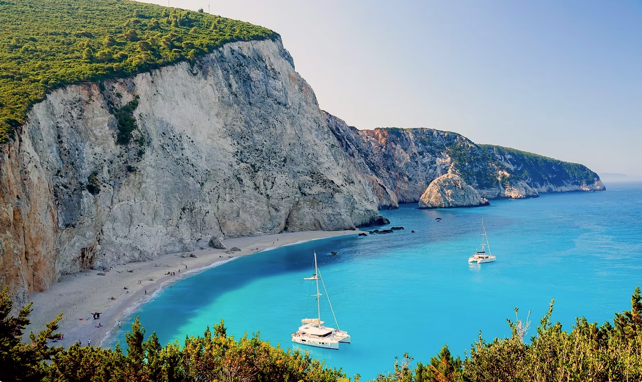 Les 5 plus beaux mouillages de Grèce accessibles en catamaran